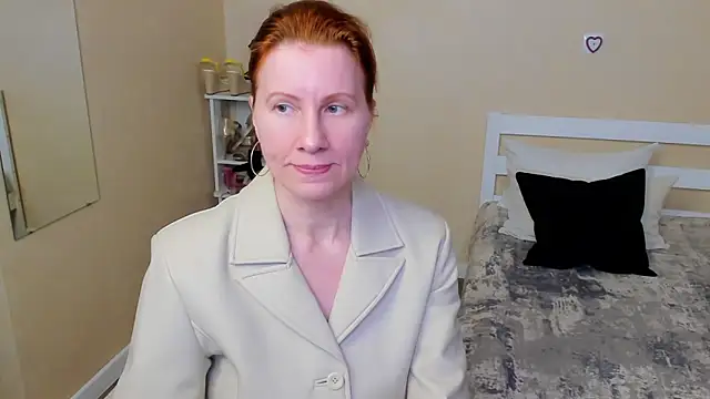 FoxySophia online show from September 30, 2025, 3:39 pm