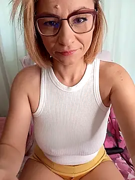 Aniria online show from September 16, 2025, 5:41 am