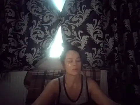 LindaStarS online show from January 6, 2025, 5:52 am