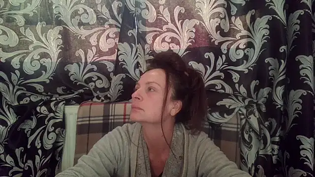 LindaStarS online show from October 21, 2025, 2:40 pm