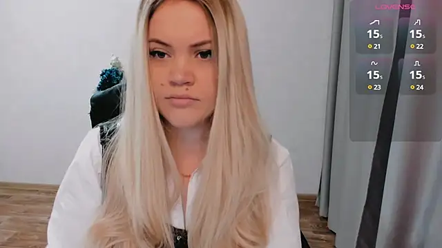 AllAboutLoveXx online show from December 21, 2024, 8:18 am