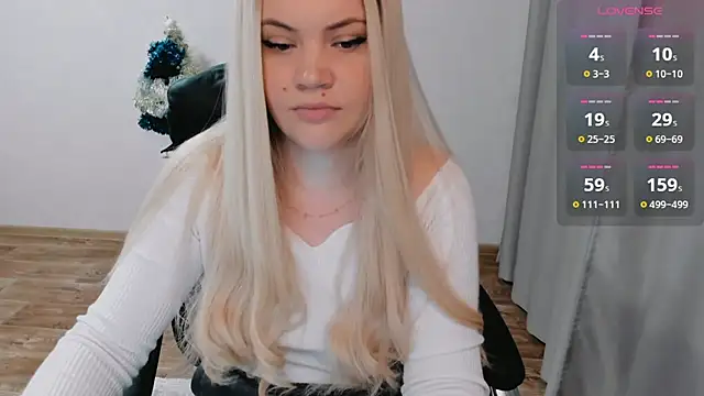 AllAboutLoveXx online show from December 24, 2024, 8:00 am