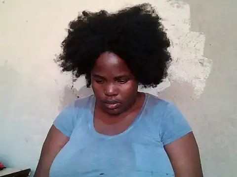 sexybigboobz online show from June 25, 2026, 7:02 am
