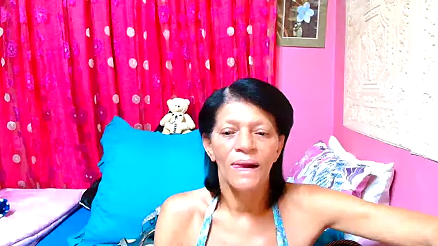Snapshot of SLUTTYROXY chatting on January 15, 2025, 5:05 pm SLUTTYROXY online show from January 15, 2025, 5:05 pm