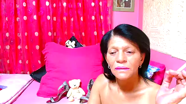 Snapshot of SLUTTYROXY chatting on January 19, 2025, 9:02 pm SLUTTYROXY online show from January 19, 2025, 9:02 pm