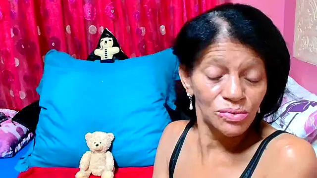 Snapshot of SLUTTYROXY chatting on January 30, 2025, 8:42 pm SLUTTYROXY online show from January 30, 2025, 8:42 pm