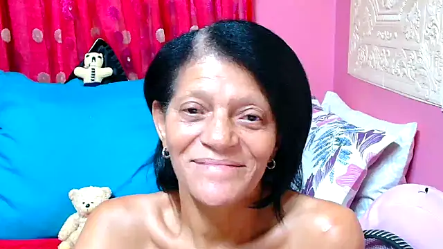 Snapshot of SLUTTYROXY chatting on February 1, 2025, 8:50 am SLUTTYROXY online show from February 1, 2025, 8:50 am