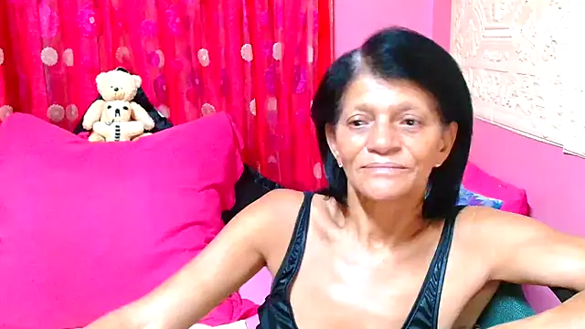 Snapshot of SLUTTYROXY chatting on February 7, 2025, 7:38 pm SLUTTYROXY online show from February 7, 2025, 7:38 pm