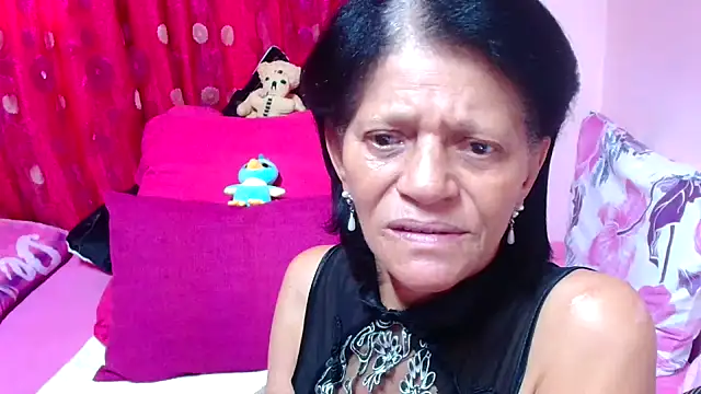 SLUTTYROXY online show from October 2, 2025, 6:53 am