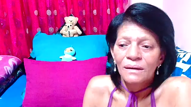 SLUTTYROXY online show from October 24, 2025, 5:26 am