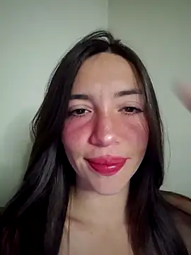 loveuu-bae online show from November 12, 2025, 1:06 am