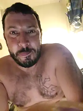 Snapshot of UncutHammer69 chatting on December 1, 2025, 12:21 pm UncutHammer69 online show from December 1, 2025, 12:21 pm