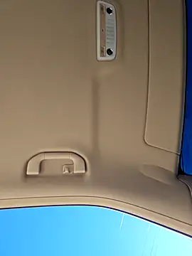 Snapshot of UncutHammer69 chatting on December 19, 2025, 6:37 pm UncutHammer69 online show from December 19, 2025, 6:37 pm