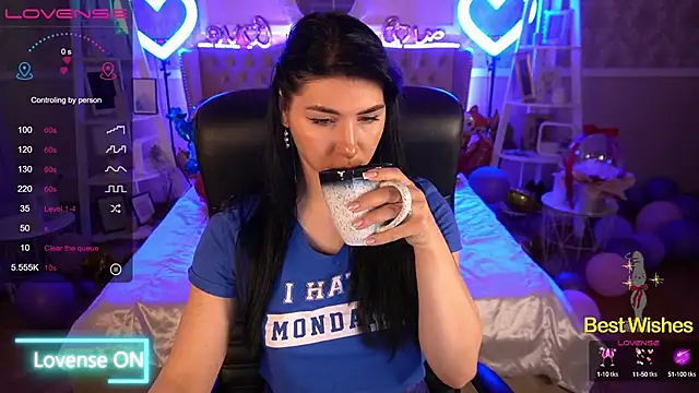 EmilyCandyy online show from February 10, 2025, 6:53 am