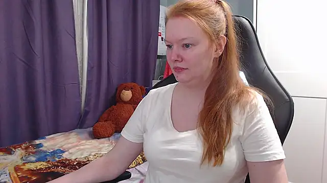 Snapshot of Lady_Inari chatting on December 5, 2024, 11:40 pm Lady Inari online show from December 5, 2024, 11:40 pm