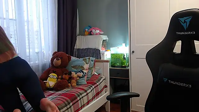 Snapshot of Lady_Inari chatting on January 12, 2025, 12:33 pm Lady Inari online show from January 12, 2025, 12:33 pm