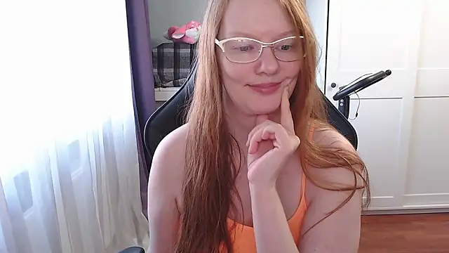 Snapshot of Lady_Inari chatting on September 30, 2025, 5:12 am Lady Inari online show from September 30, 2025, 5:12 am