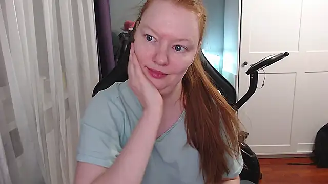 Snapshot of Lady_Inari chatting on September 30, 2025, 8:36 pm Lady Inari online show from September 30, 2025, 8:36 pm