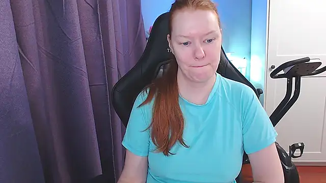 Snapshot of Lady_Inari chatting on November 8, 2025, 3:45 pm Lady Inari online show from November 8, 2025, 3:45 pm