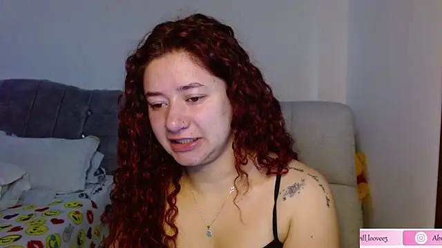 abril love2 online show from April 9, 2026, 3:28 pm