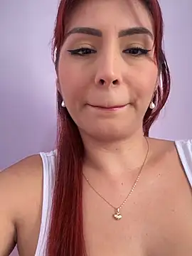 LINDA PATTY94 online show from December 18, 2024, 9:08 pm