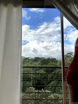 LINDA PATTY94 online show from September 29, 2025, 7:51 pm