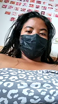 Snapshot of Artinah22 chatting on January 30, 2025, 3:22 am Artinah22 online show from January 30, 2025, 3:22 am