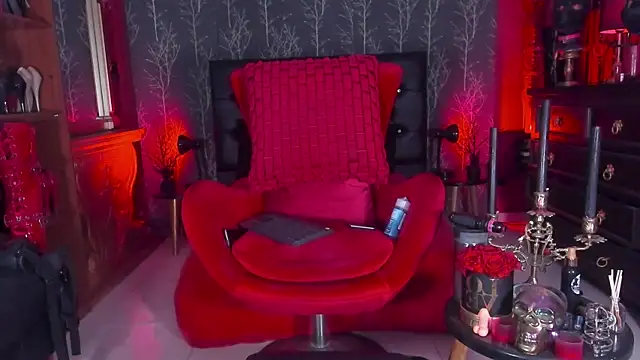 Snapshot of GabrielaAroms chatting on March 1, 2025, 10:02 am GabrielaAroms online show from March 1, 2025, 10:02 am