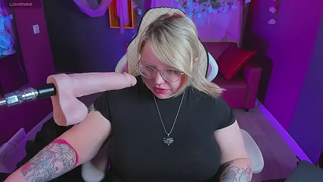 Yoki Shizuko online show from April 2, 2026, 6:33 am