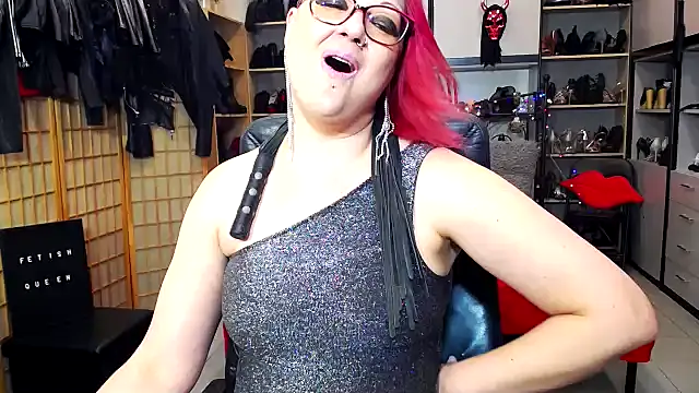 LindaDaemonX online show from March 15, 2025, 2:23 pm