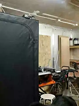 Snapshot of IronedTitan chatting on December 2, 2024, 7:05 pm IronedTitan online show from December 2, 2024, 7:05 pm