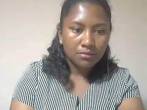 cutybigass online show from April 1, 2026, 6:16 pm