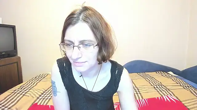 MarilynDream online show from December 18, 2024, 8:47 pm