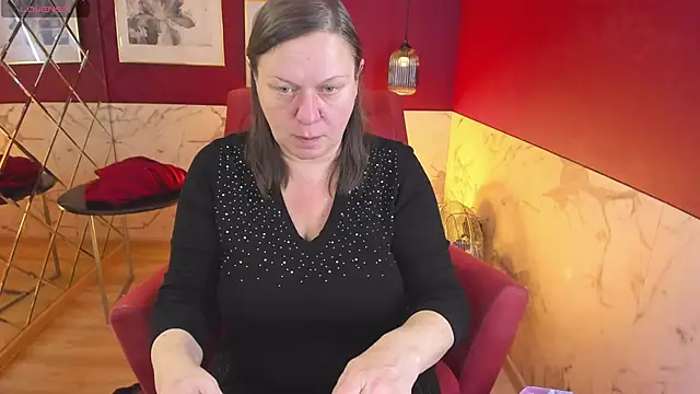 KellyPerfection online show from December 3, 2025, 6:54 am