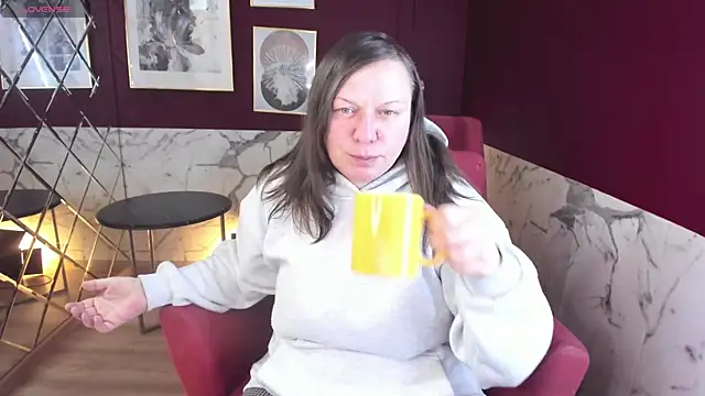 KellyPerfection online show from April 2, 2026, 5:38 am