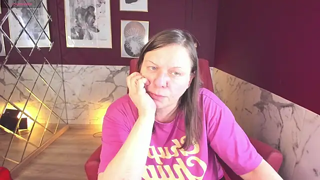 KellyPerfection online show from April 4, 2026, 8:23 am