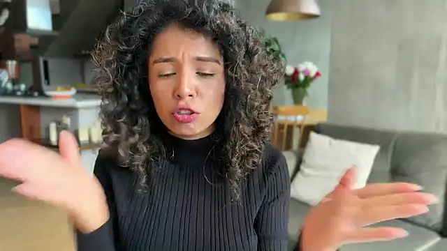 illaroom online show from February 19, 2025, 7:27 pm