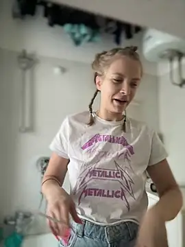 AnastasiaAniess online show from February 2, 2025, 4:00 pm