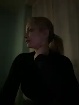 AnastasiaAniess online show from February 4, 2025, 9:41 pm