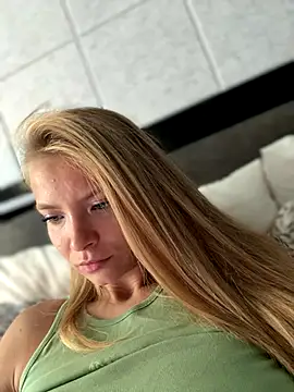 AnastasiaAniess online show from October 7, 2025, 9:50 am