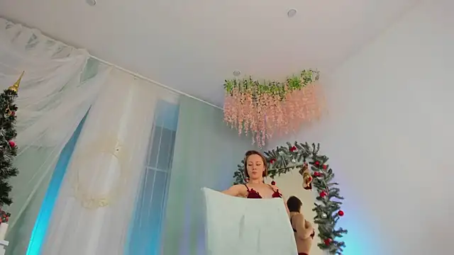 Snapshot of LilianKroft chatting on December 23, 2024, 12:08 pm LilianKroft online show from December 23, 2024, 12:08 pm