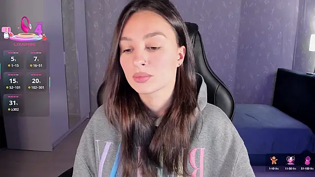 Snapshot of EllaFresh chatting on October 12, 2025, 12:09 am EllaFresh online show from October 12, 2025, 12:09 am