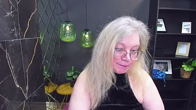 NataliMellow online show from January 28, 2025, 7:32 pm