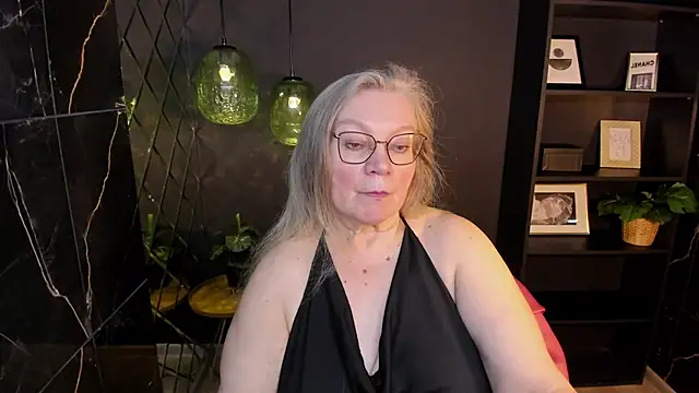 NataliMellow online show from March 18, 2026, 1:14 pm