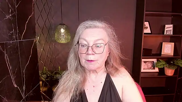 Snapshot of NataliMellow chatting on June 19, 2026, 1:04 pm NataliMellow online show from June 19, 2026, 1:04 pm
