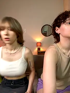 Jitoon Exe online show from November 30, 2025, 6:34 pm