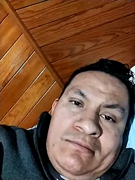 Snapshot of gusaven chatting on March 7, 2025, 5:18 am gusaven online show from March 7, 2025, 5:18 am