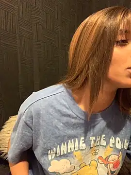 Rakiyahcharms online show from October 9, 2025, 8:40 pm