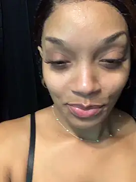 Rakiyahcharms online show from November 1, 2025, 10:23 pm