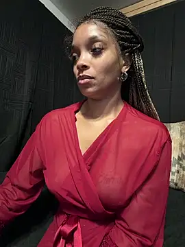 Rakiyahcharms online show from May 13, 2026, 9:28 am